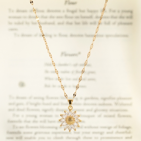 Sunflower Necklace - Picture 5 of 6